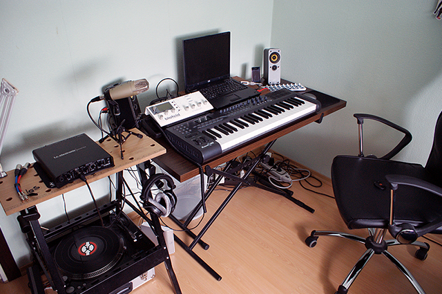 how-to-make-money-with-your-home-studio